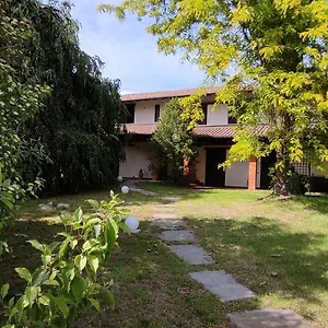 Vakantiehuis De Alberti, Vergiate